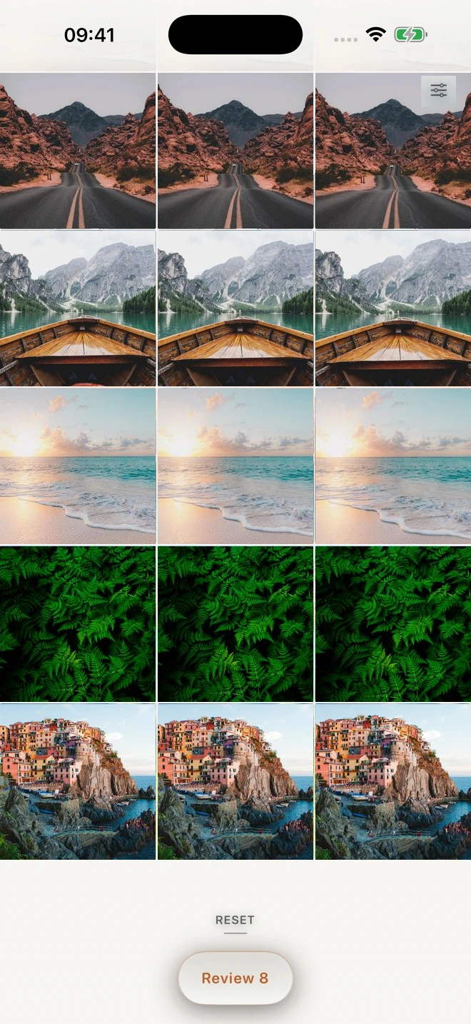 Photo Clean chronological photo grid